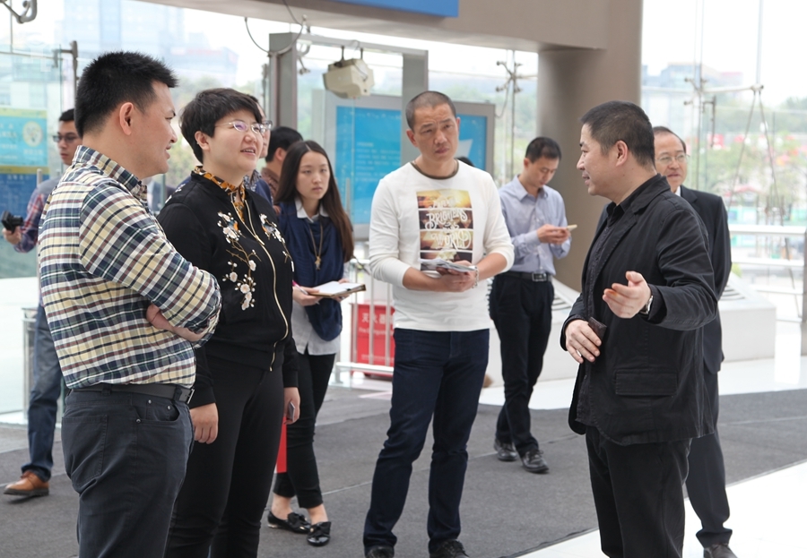 福州团市委书记赵春荣一行来少年宫参观访问
