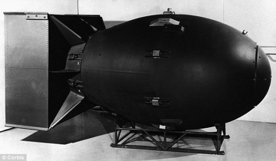 美国曾打算发射一颗像“胖子”（图）的原子弹，计划把它送入太空，用来炸掉月球