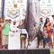 墨西哥女子钓700斤大鱼创比赛新纪录