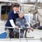 英国老夫妇驾船36年环游世界 途经45个国家